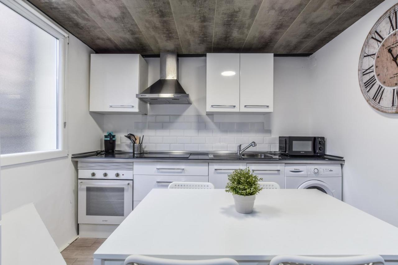 Apartamentos Reformados Bernabeu Madrid Luaran gambar